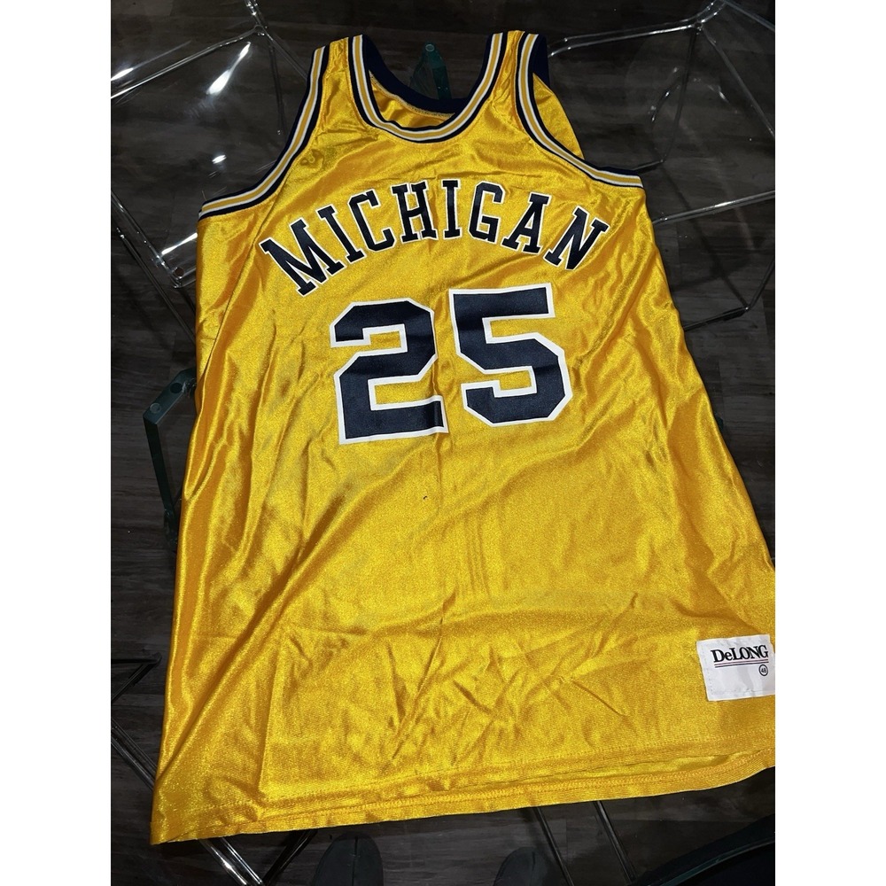 vtg delong Michigan Wolverines basketball jersey #25‎ sz 48  Juwan Howard 90s